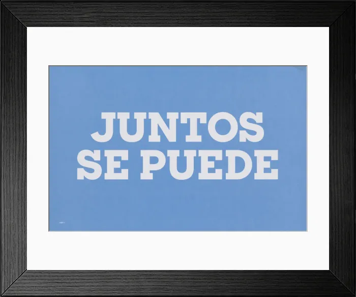 Framed Print : Poster from Womens March on Washington reading Juntos se puede, 2017 Framed Print : Poster from Womens March on Washington reading Juntos se puede, 2017