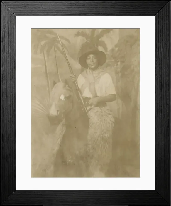 Framed Print : Photographic postcard portrait of Margarette Davenport in costume, early 20th century Framed Print : Photographic postcard portrait of Margarette Davenport in costume, early 20th century