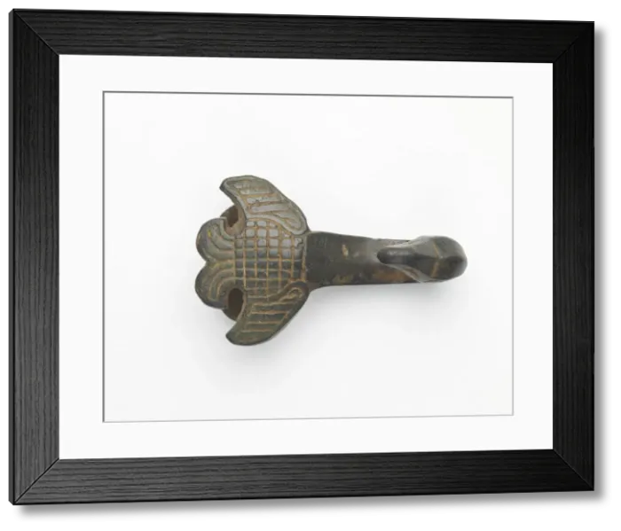 Framed Print : Garment hook (daigou) in the form of a bird, Han dynasty, 206 BCE-220 CE Framed Print : Garment hook (daigou) in the form of a bird, Han dynasty, 206 BCE-220 CE