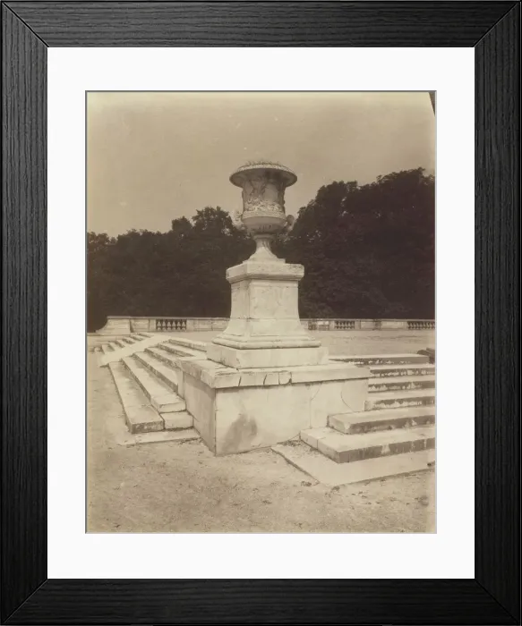 Framed Print : Versailles, Le Parc, 1905. Creator: Eugene Atget Framed Print : Versailles, Le Parc, 1905. Creator: Eugene Atget
