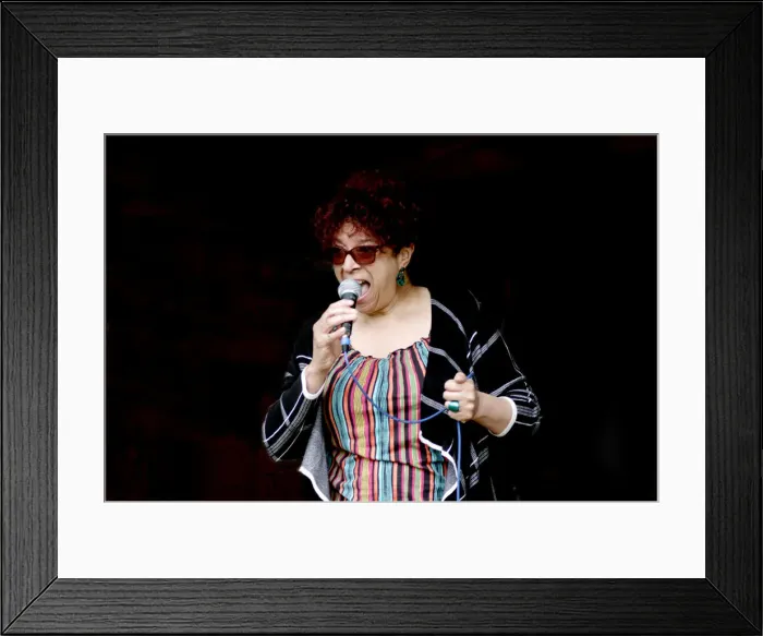 Framed Print : Shireen Francis, Three Horseshoes, Knockholt, Kent, 29th June 2021 Framed Print : Shireen Francis, Three Horseshoes, Knockholt, Kent, 29th June 2021