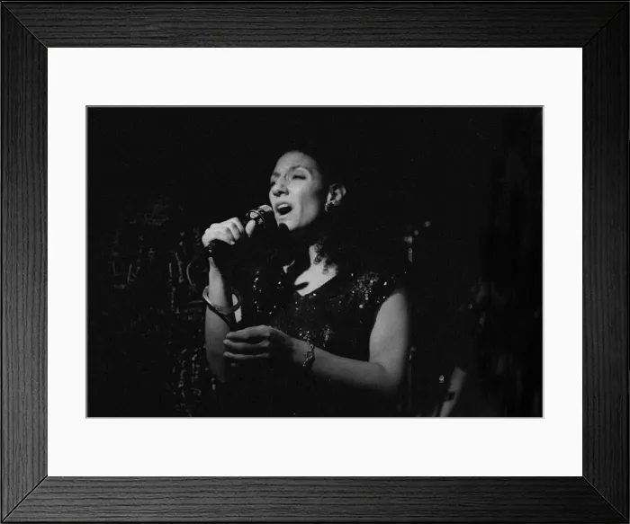 Framed Print : Sara Kreiger, New York Voices, Ronnie Scotts Jazz Club, Soho, London, 9. 89 Framed Print : Sara Kreiger, New York Voices, Ronnie Scotts Jazz Club, Soho, London, 9. 89