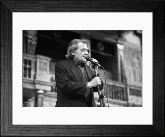 Framed Print : Stan Tracey, Globe Theatre London, 03 / 07 / 2000. Creator: Brian O Connor Framed Print : Stan Tracey, Globe Theatre London, 03 / 07 / 2000. Creator: Brian O Connor