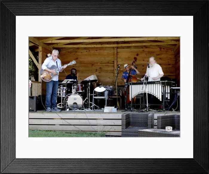 Framed Print : Roger Beaujolais Quartet, Jim Mullen, Winston Clifford, Simon Thorpe, Roger Beaujolais Framed Print : Roger Beaujolais Quartet, Jim Mullen, Winston Clifford, Simon Thorpe, Roger Beaujolais