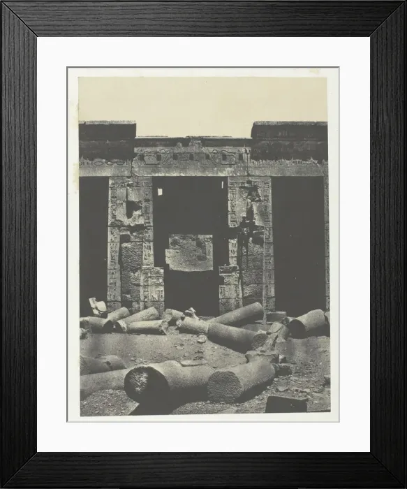 Framed Print : Medinet-Habou, Partie Orientale du Peristyle du Palais de Ramses-Mé Framed Print : Medinet-Habou, Partie Orientale du Peristyle du Palais de Ramses-Mé