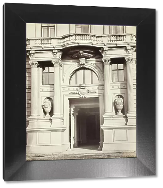 Albrechtsgasse No. 3, Portal am Wohnhause des Friedrich Ritter von Schey, 1860s