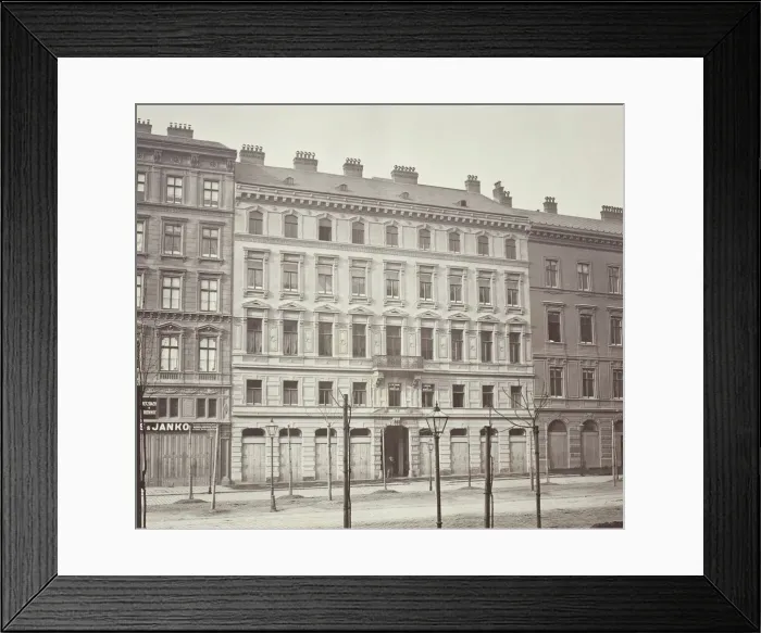 Framed Print : Karnthner-Ring No. 6, Wohnhaus des Herrn A. J. H. Kann, 1860s. Creator: Unknown Framed Print : Karnthner-Ring No. 6, Wohnhaus des Herrn A. J. H. Kann, 1860s. Creator: Unknown