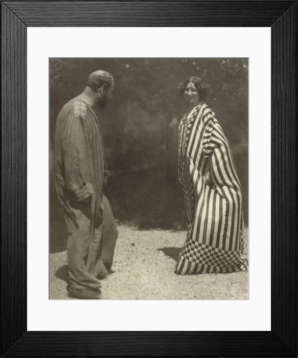 Framed Print : Gustav Klimt and Emilie Floge, c. 1909. Creator: Bohler, Heinrich (1881-1940) Framed Print : Gustav Klimt and Emilie Floge, c. 1909. Creator: Bohler, Heinrich (1881-1940)