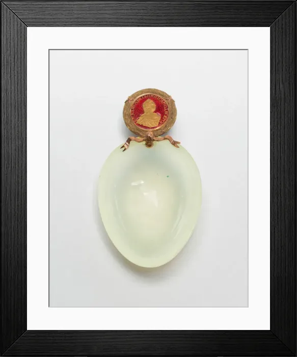Framed Print : Miniature Kovsh, Moscow, c. 1900. Creator: FabergeWorkshop Framed Print : Miniature Kovsh, Moscow, c. 1900. Creator: FabergeWorkshop