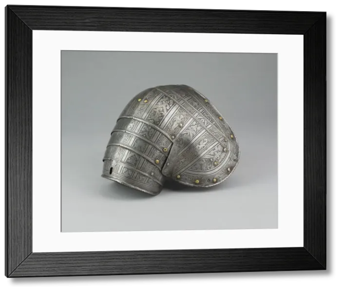Framed Print : Right Pauldron, Italy, 1580. Creator: Unknown Framed Print : Right Pauldron, Italy, 1580. Creator: Unknown