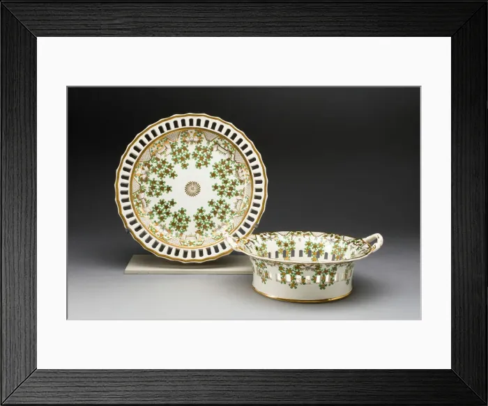 Framed Print : Stand, Stoke on Trent, 1770 / 97. Creator: Spode Ceramic Works Framed Print : Stand, Stoke on Trent, 1770 / 97. Creator: Spode Ceramic Works