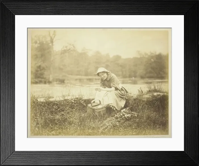 Framed Print : I think on the Laddie that lo es me so well, 1882. Creator: Henry Peach Robinson Framed Print : I think on the Laddie that lo es me so well, 1882. Creator: Henry Peach Robinson