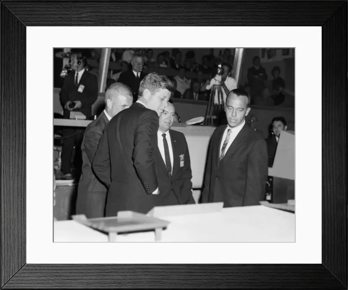 Framed Print : President Kennedy tours Mercury Control Center, Cape Canaveral, Florida, USA, 1962 Framed Print : President Kennedy tours Mercury Control Center, Cape Canaveral, Florida, USA, 1962