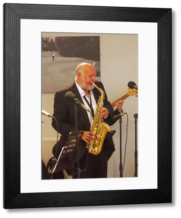 Framed Print : Pete Allen, The Pete Allen Band, Deanwood Park Golf Club, Newbury, Berks, 10th Oct. 2021 Framed Print : Pete Allen, The Pete Allen Band, Deanwood Park Golf Club, Newbury, Berks, 10th Oct. 2021