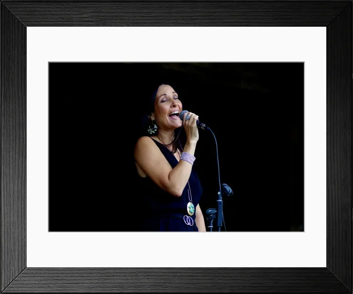 Framed Print : Jo Harrop, Jo Harrop Quartet, Listening Room Jazz, Three Horseshoes, Knockholt, Kent Framed Print : Jo Harrop, Jo Harrop Quartet, Listening Room Jazz, Three Horseshoes, Knockholt, Kent