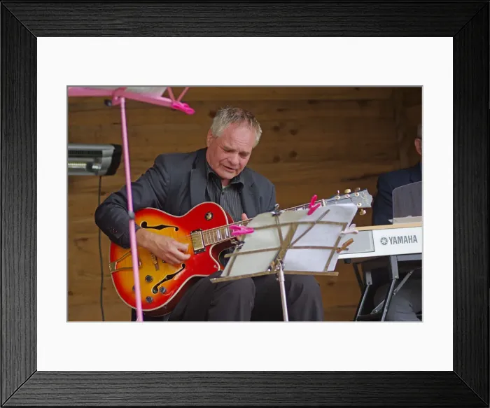 Framed Print : Shane Hill, Jo Harrop Quartet, Listening Room Jazz, Three Horseshoes, Knockholt, Kent Framed Print : Shane Hill, Jo Harrop Quartet, Listening Room Jazz, Three Horseshoes, Knockholt, Kent