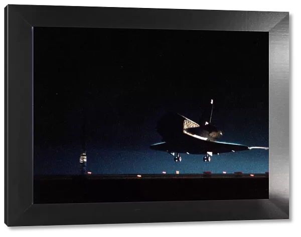 STS-88 landing, Florida, USA, December 15, 1998. Creator: NASA