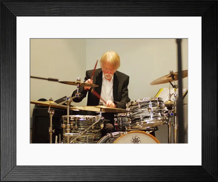 Framed Print : Jim Newton, The Pete Allen Band, Deanwood Park Golf Club, Newbury, Berks, 10th Oct. 2021 Framed Print : Jim Newton, The Pete Allen Band, Deanwood Park Golf Club, Newbury, Berks, 10th Oct. 2021