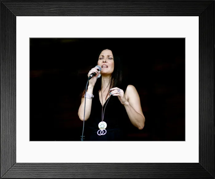 Framed Print : Jo Harrop, Jo Harrop Quartet, Listening Room Jazz, Three Horseshoes, Knockholt, Kent Framed Print : Jo Harrop, Jo Harrop Quartet, Listening Room Jazz, Three Horseshoes, Knockholt, Kent