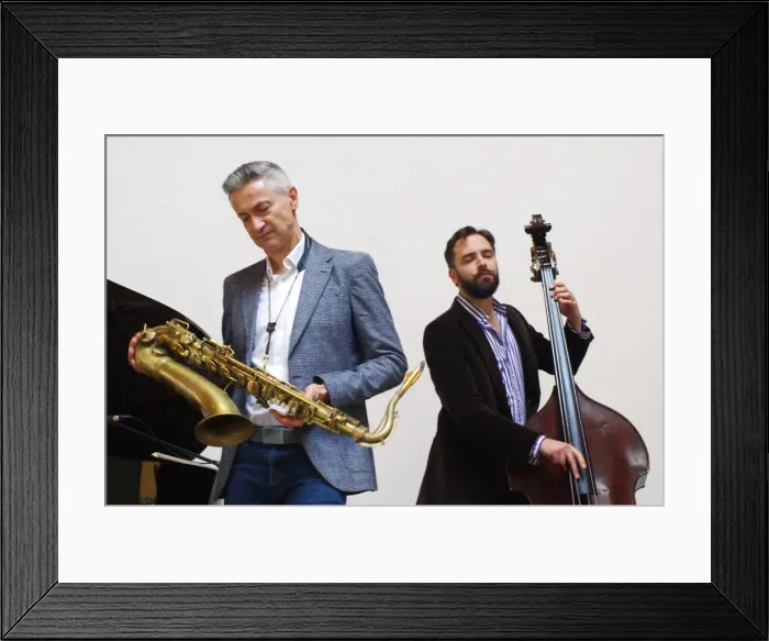Framed Print : Matt Ridley and Dave O Higgins, NJA Fundraiser, Loughton Methodist Church, Essex Framed Print : Matt Ridley and Dave O Higgins, NJA Fundraiser, Loughton Methodist Church, Essex