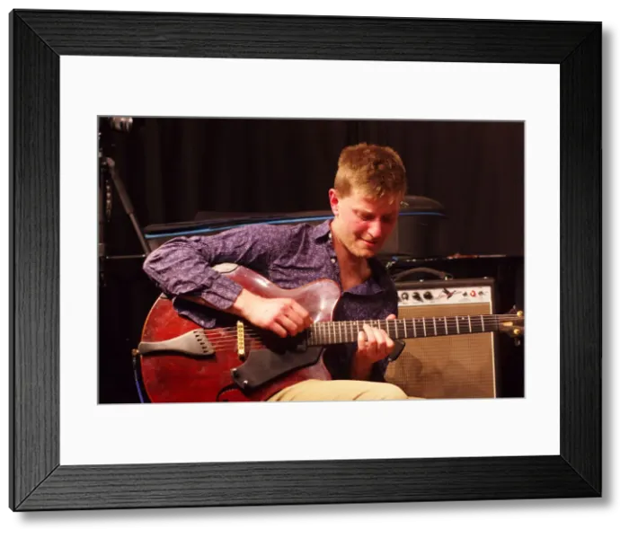 Framed Print : Tom Ollendorf, Ari Hoenig Trio, Verdict Jazz Club, Brghton, East Sussex, 6th Oct. 2021 Framed Print : Tom Ollendorf, Ari Hoenig Trio, Verdict Jazz Club, Brghton, East Sussex, 6th Oct. 2021