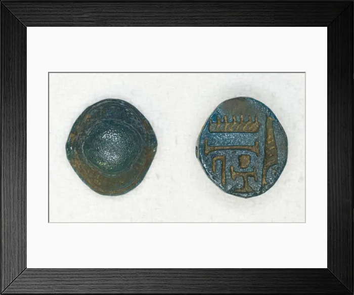 Framed Print : Cowroid: Ankhsenamun, Egypt, New Kingdom, Dynasty 18, reign of Tutankhamun (abt. 1336-1327 Framed Print : Cowroid: Ankhsenamun, Egypt, New Kingdom, Dynasty 18, reign of Tutankhamun (abt. 1336-1327