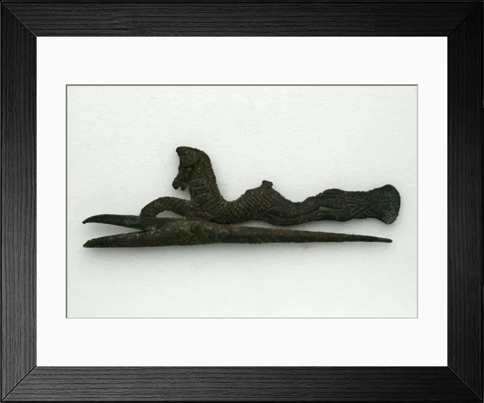 Framed Print : Curling Iron or Hair Crimper, Egypt, New Kingdom, Dynasty 18 (1550-1292 BCE) Framed Print : Curling Iron or Hair Crimper, Egypt, New Kingdom, Dynasty 18 (1550-1292 BCE)