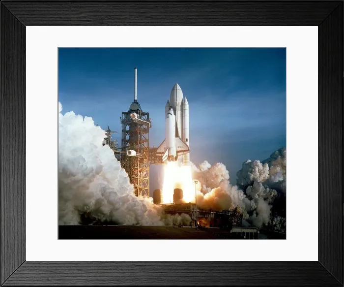 Framed Print : First Space Shuttle Mission launches, Florida, USA, April 12, 1981. Creator: NASA Framed Print : First Space Shuttle Mission launches, Florida, USA, April 12, 1981. Creator: NASA