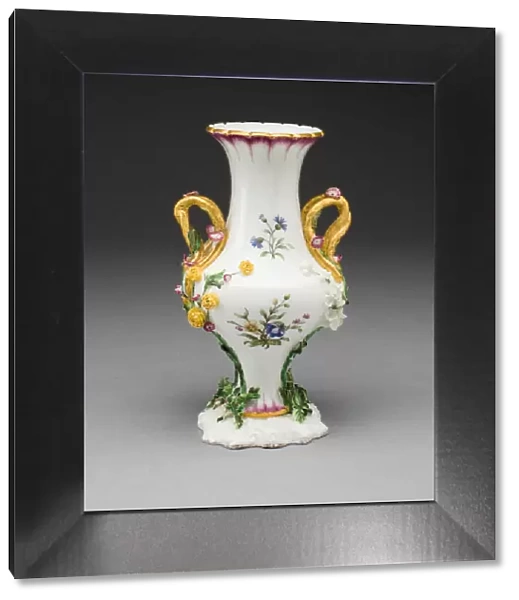 Vase, Vincennes, 1749  /  52. Creators: Vincennes Porcelain Manufactory