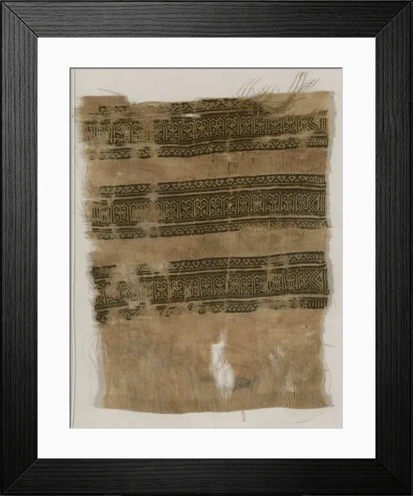 Framed Print : Fragment, Egypt, Arab period (641-969) / Fatimid period (969-1171 Framed Print : Fragment, Egypt, Arab period (641-969) / Fatimid period (969-1171