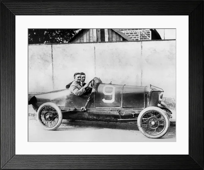 Framed Print : British racing driver George Bedfords Hillman, Grand Prix de Voiturettes, Le Mans Framed Print : British racing driver George Bedfords Hillman, Grand Prix de Voiturettes, Le Mans