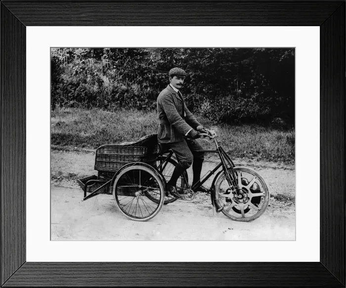 Framed Print : 1901 Singer tricycle. Creator: Unknown Framed Print : 1901 Singer tricycle. Creator: Unknown