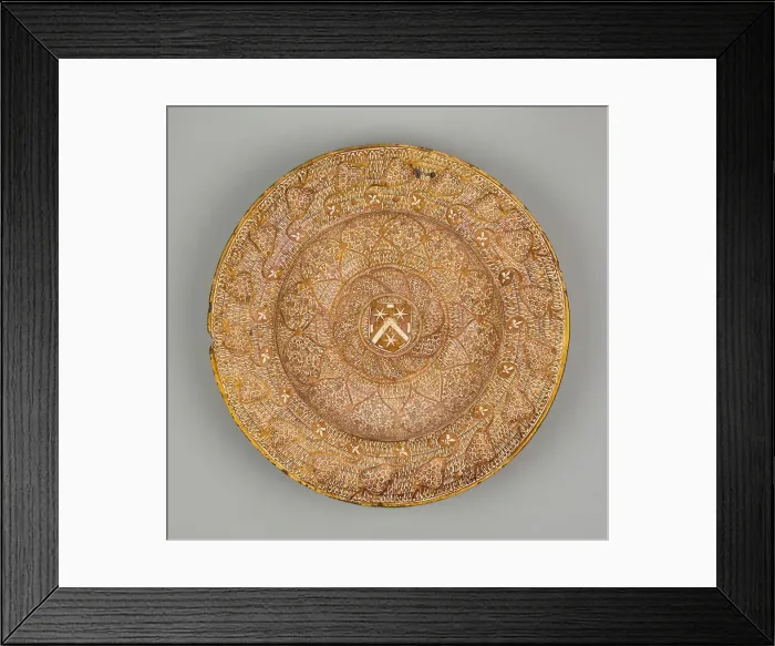 Framed Print : Plate with Unidentified Coat of Arms, Valencia, Comunidad, 1500 / 25. Creator: Unknown Framed Print : Plate with Unidentified Coat of Arms, Valencia, Comunidad, 1500 / 25. Creator: Unknown