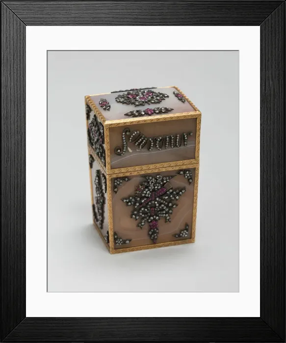 Framed Print : Etui Box, England, 1750 / 99. Creator: Unknown Framed Print : Etui Box, England, 1750 / 99. Creator: Unknown