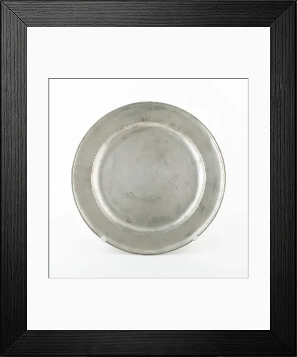 Framed Print : Charger, London, 1680 / 95. Creator: Thomas Shakle Framed Print : Charger, London, 1680 / 95. Creator: Thomas Shakle