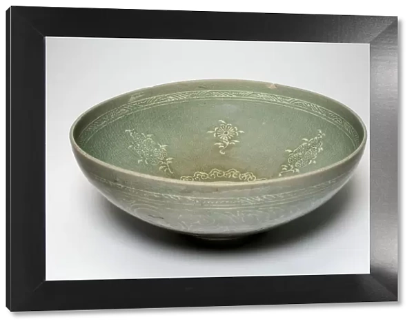 Bowl with Pomegranate Branches and Chrysanthemums, Korea, Goryeo dynasty (918-1392)