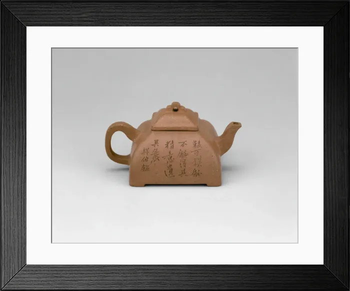 Framed Print : Guleng'Teapot, Qing dynasty (1644-1911), early 19th century Framed Print : Guleng'Teapot, Qing dynasty (1644-1911), early 19th century
