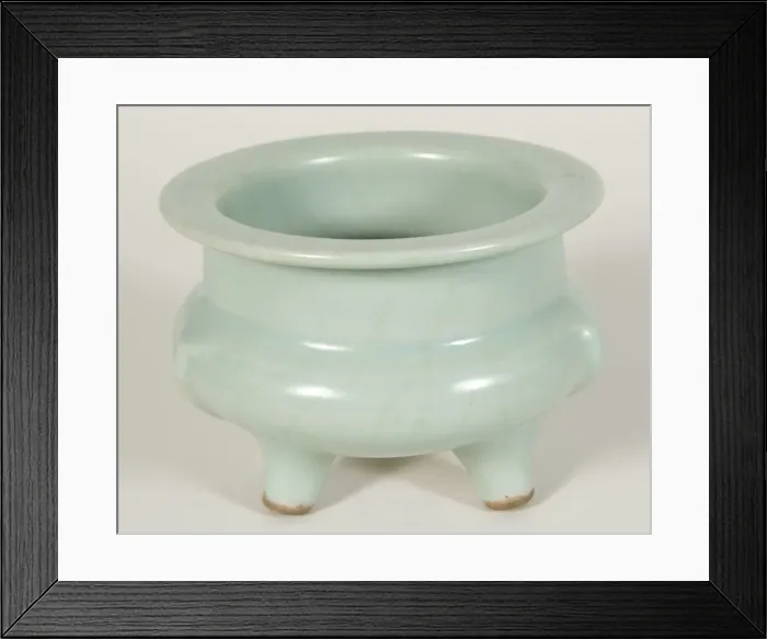 Framed Print : Cylindrical Tripod Censer (Incense Burner) with Cloud Framed Print : Cylindrical Tripod Censer (Incense Burner) with Cloud