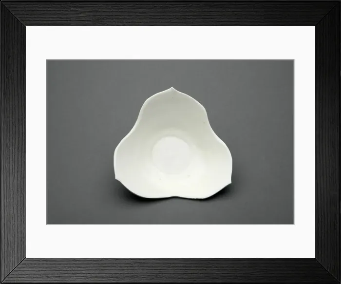Framed Print : Tri-Lobed Dish, Five Dynasties period (907-960). Creator: Unknown Framed Print : Tri-Lobed Dish, Five Dynasties period (907-960). Creator: Unknown