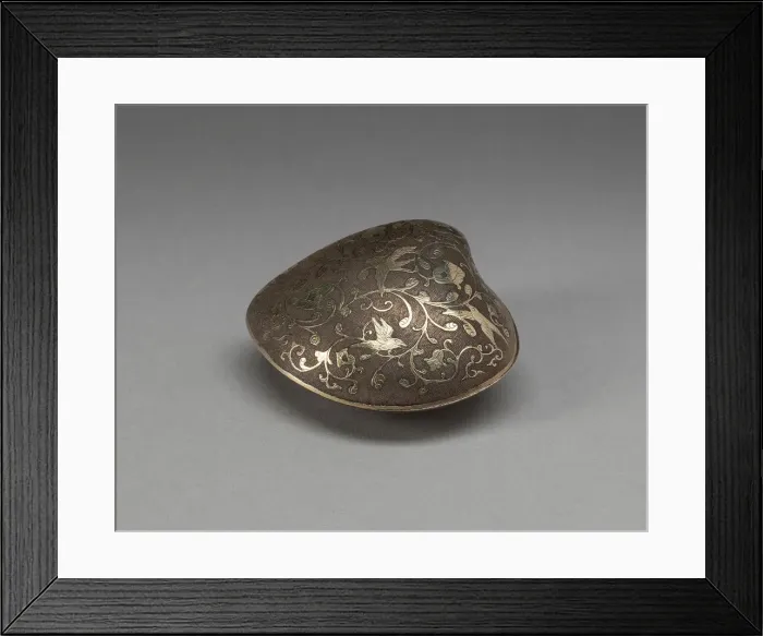 Framed Print : Box in the Form of a Clamshell, Tang dynasty (618-907 A. D. ), c. 700 / 50. Creator: Unknown Framed Print : Box in the Form of a Clamshell, Tang dynasty (618-907 A. D. ), c. 700 / 50. Creator: Unknown