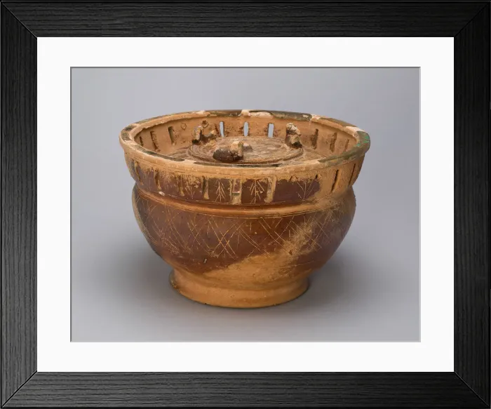 Framed Print : Bowl-Shaped Vessel with Cover (Gui) and Pierced Collar, Eastern Han dynasty, 1st century Framed Print : Bowl-Shaped Vessel with Cover (Gui) and Pierced Collar, Eastern Han dynasty, 1st century