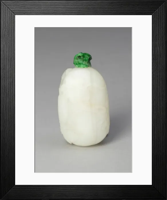 Framed Print : Melon-Shaped Snuff Bottle with Trailing Leaves and a Butterfly, Qing dynasty, 1740-1800 Framed Print : Melon-Shaped Snuff Bottle with Trailing Leaves and a Butterfly, Qing dynasty, 1740-1800