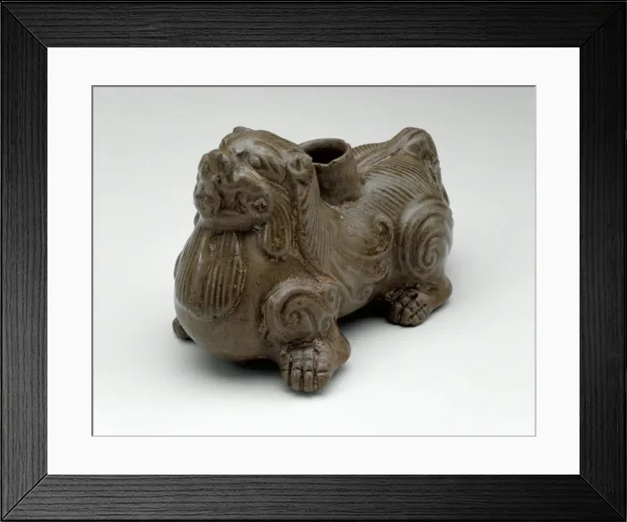 Framed Print : Stand in the Form of a Crouching Lion, Western Jin dynasty, (265-316), late 3rd century Framed Print : Stand in the Form of a Crouching Lion, Western Jin dynasty, (265-316), late 3rd century