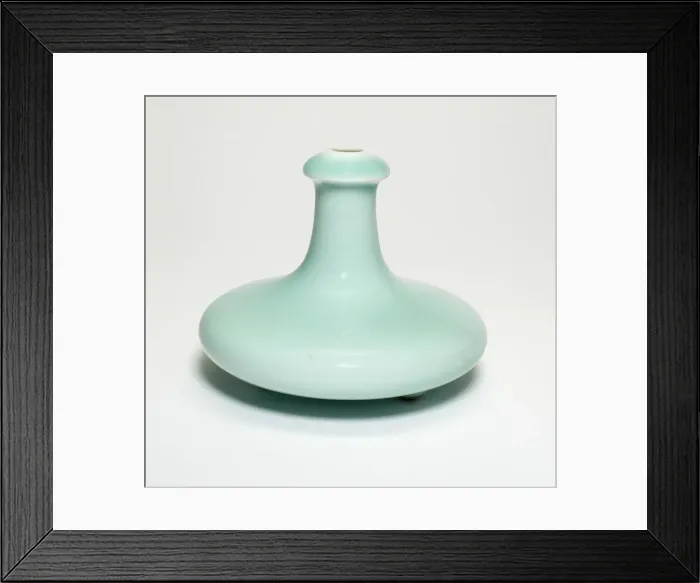 Framed Print : Vase with Flattened Body, Qing dynasty, Yongzheng reign mark (1723-1735) Framed Print : Vase with Flattened Body, Qing dynasty, Yongzheng reign mark (1723-1735)