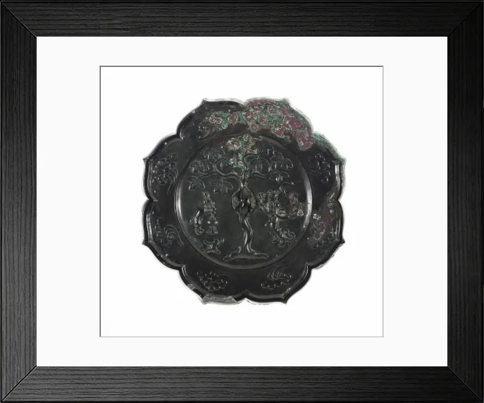 Framed Print : Lobed Mirror with Images of the Moon Palace: Hare Pounding Elixir Framed Print : Lobed Mirror with Images of the Moon Palace: Hare Pounding Elixir