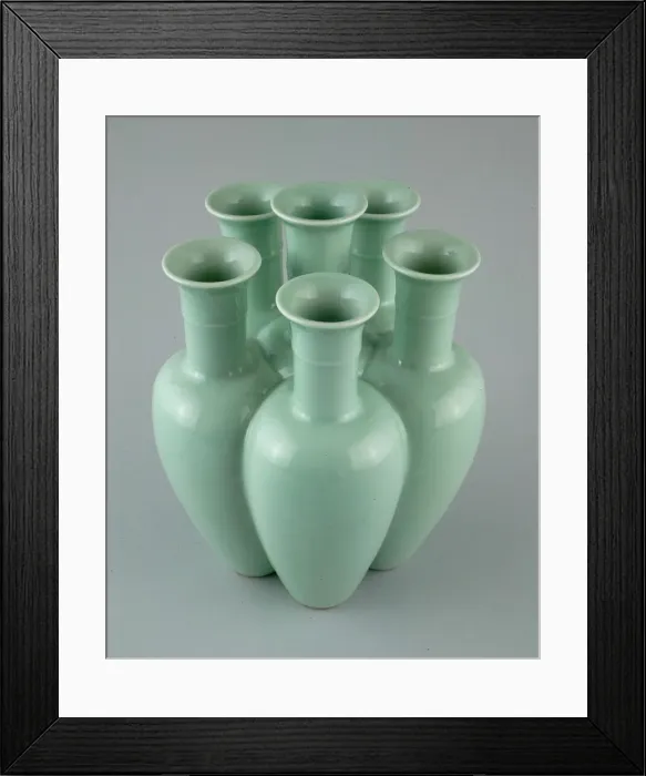 Framed Print : Compound Vase with Six Trumpet-Shaped Necks, Qing dynasty, Qianlong reign (1736-1795) Framed Print : Compound Vase with Six Trumpet-Shaped Necks, Qing dynasty, Qianlong reign (1736-1795)