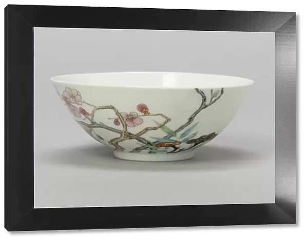 Bowl with Plum, Peach, Bamboo, and Lingzhi Mushrooms, Qing dynasty
