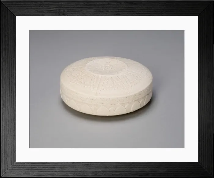 Framed Print : Covered Circular Box with Floral Medallion, Serrated Leaves, and Lotus Petals Framed Print : Covered Circular Box with Floral Medallion, Serrated Leaves, and Lotus Petals