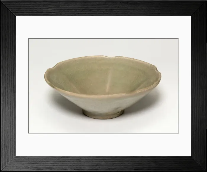 Framed Print : Lobed Bowl with Phoenix, Tang dynasty (618-907) or Five Dynasties period Framed Print : Lobed Bowl with Phoenix, Tang dynasty (618-907) or Five Dynasties period