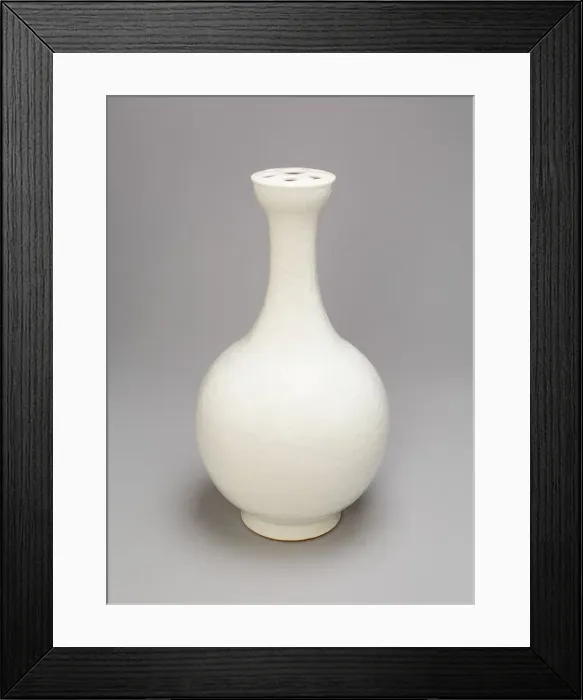 Framed Print : Bottle-Shaped Vase for Incense Sticks or Flowers, Ming dynasty or Qing dynasty Framed Print : Bottle-Shaped Vase for Incense Sticks or Flowers, Ming dynasty or Qing dynasty